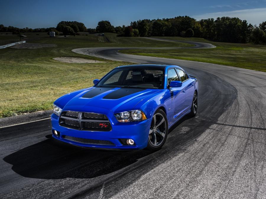  Dodge Charger RT Daytona 2013 года  (фото 3 из 16)